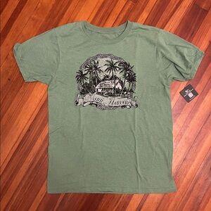 NWT ⭐️ Maui Hawaii Tee Unisex Size S